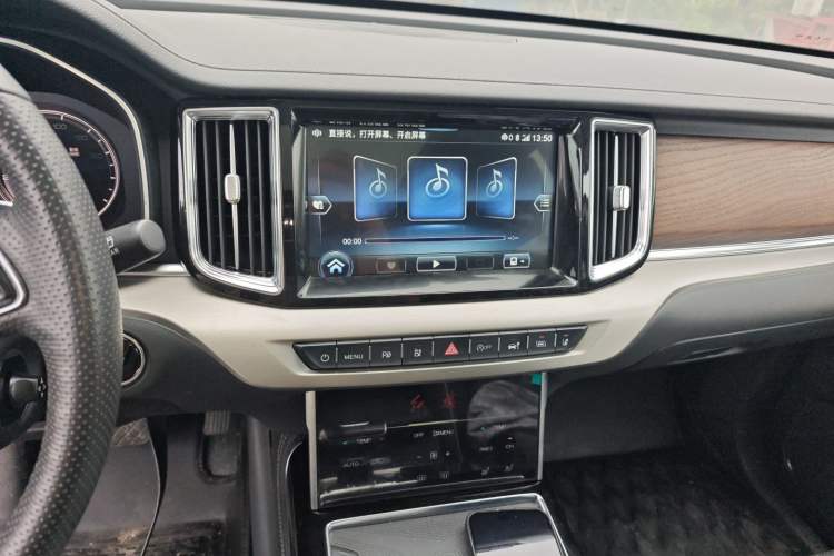 Used Hongqi HS7 2022 3.0T Automatic All-Wheel Drive Smart Connect Flagship Edition 7 Seats Audio And AC Panel