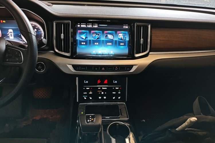 Used Hongqi HS7 2022 3.0T Automatic All-Wheel Drive ZhiLian Flagship Edition Five Seats Audio And AC Panel