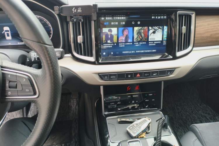 Used Hongqi HS7 2022 2.0T DCT Two-Wheel Drive Smart Connect Flagship Edition Seven Seats Audio And AC Panel
