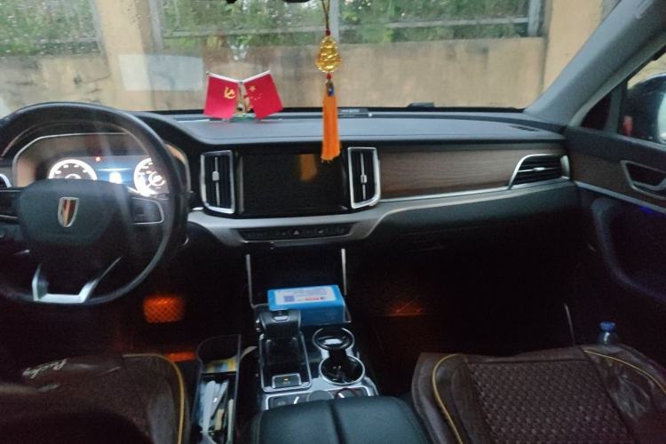 Used Hongqi HS7 2022 2.0T DCT Two-Wheel Drive Smart Connect Flagship Edition Five Seats Center Console