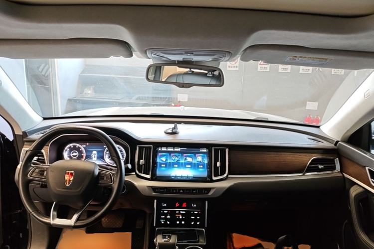 Used Hongqi HS7 2022 3.0T Automatic All-Wheel Drive ZhiLian Flagship Edition Five Seats Center Console