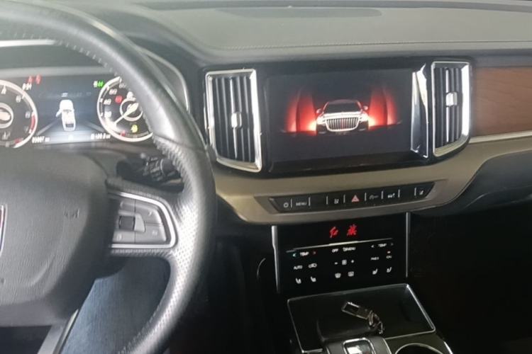 Used Hongqi HS7 2022 3.0T Automatic All-Wheel Drive ZhiLian Flagship Edition Five Seats Center Console