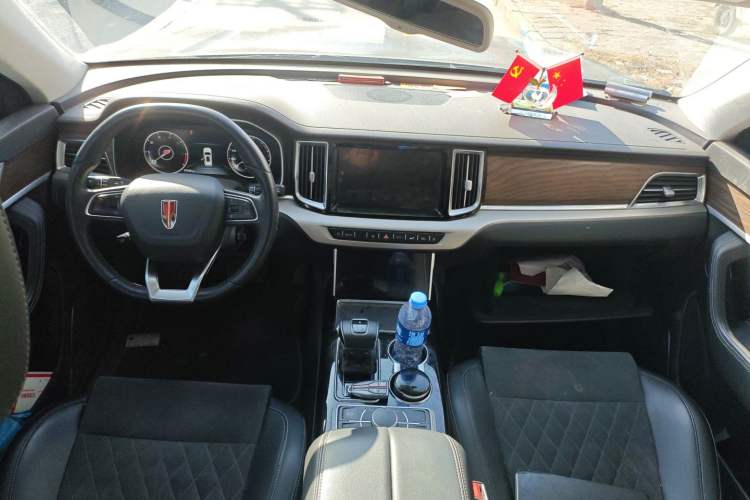 Used Hongqi HS7 2022 2.0T DCT Two-Wheel Drive Smart Connect Flagship Edition 7 Seats Center Console