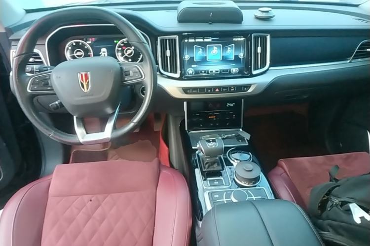 Used Hongqi HS7 2022 2.0T DCT Two-Wheel Drive Smart Connect Flagship Edition Seven Seats Center Console