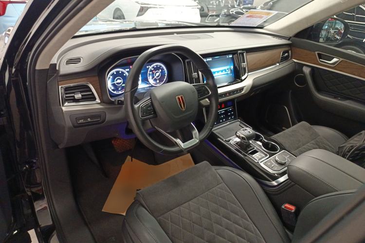 Used Hongqi HS7 2022 2.0T DCT Two-Wheel Drive Smart Connect Flagship Edition 7 Seats Center Console