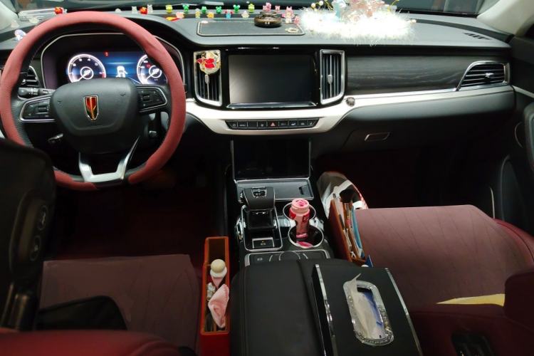 Used Hongqi HS7 2022 2.0T DCT Two-Wheel Drive Smart Connect Flagship Edition Five Seats Center Console