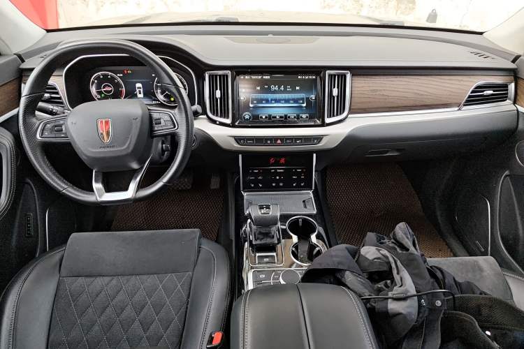 Used Hongqi HS7 2022 3.0T Automatic All-Wheel Drive ZhiLian Flagship Edition Five Seats Center Console