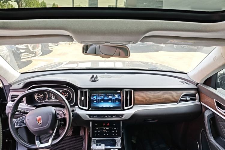 Used Hongqi HS7 2022 3.0T Automatic All-Wheel Drive ZhiLian Flagship Edition Five Seats Center Console