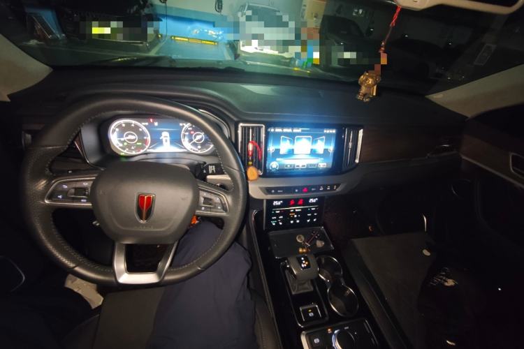 Used Hongqi HS7 2022 2.0T DCT Two-Wheel Drive Smart Connect Flagship Edition Five Seats Center Console