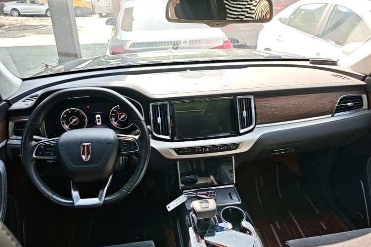 Used Hongqi HS7 2022 3.0T Automatic All-Wheel Drive ZhiLian Flagship Edition Five Seats Center Console