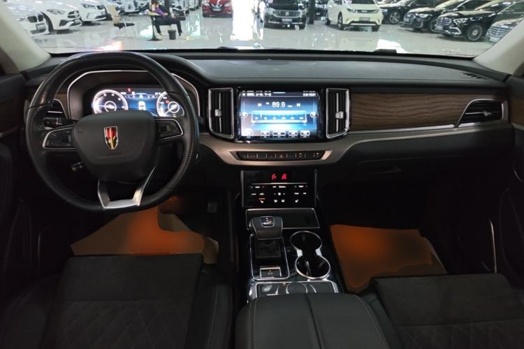 Used Hongqi HS7 2022 2.0T DCT Two-Wheel Drive Smart Connect Flagship Edition Five Seats Center Console