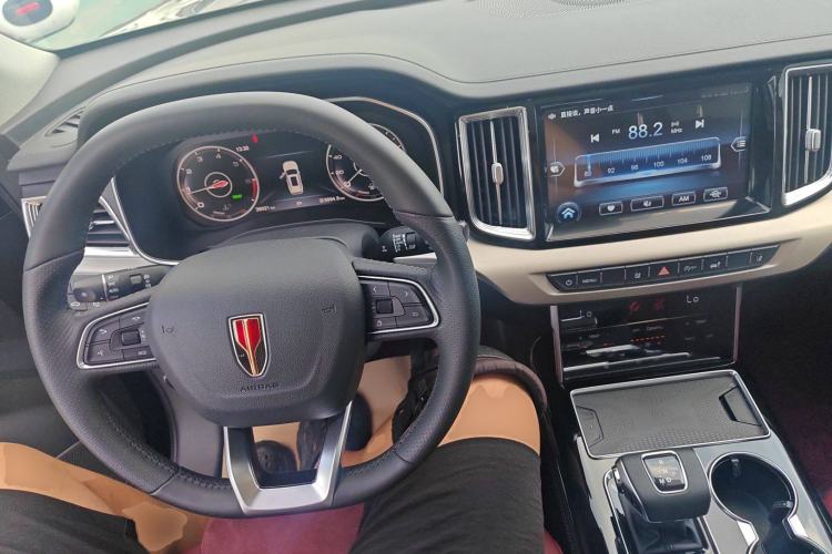 Used Hongqi HS7 2022 2.0T DCT Two-Wheel Drive Smart Connect Flagship Edition Five Seats Center Console