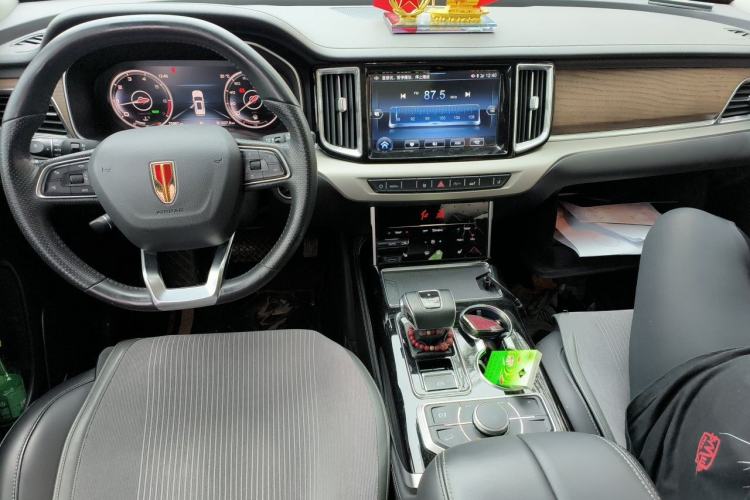 Used Hongqi HS7 2022 2.0T DCT Two-Wheel Drive Smart Connect Flagship Edition Five Seats Center Console