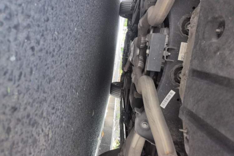 Used Hongqi HS7 2022 2.0T DCT Two-Wheel Drive Smart Connect Flagship Edition Seven Seats Chassis Rear