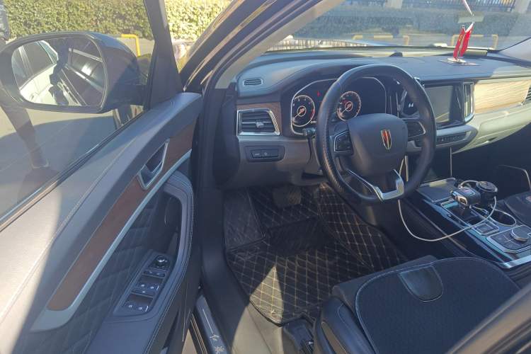 Used Hongqi HS7 2022 2.0T DCT Two-Wheel Drive Smart Connect Flagship Edition Five Seats Driver Seat