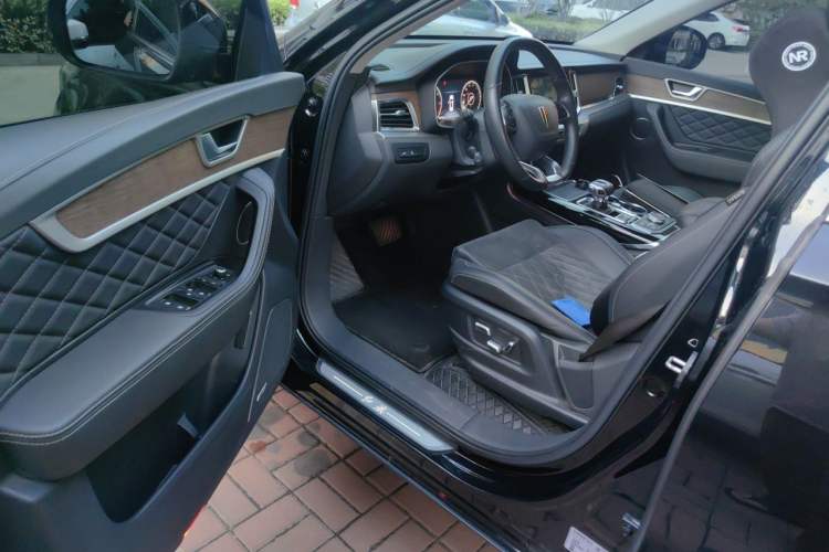 Used Hongqi HS7 2022 2.0T DCT Two-Wheel Drive Smart Connect Flagship Edition Seven Seats Driver Seat