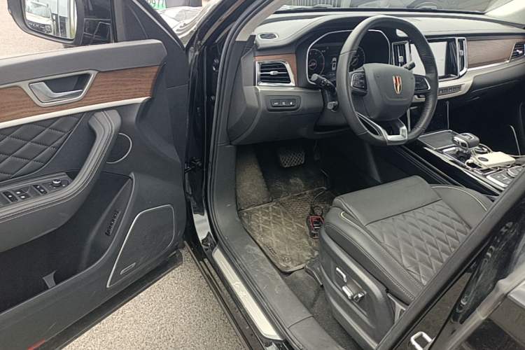 Used Hongqi HS7 2022 3.0T Automatic All-Wheel Drive Smart Connect Flagship Edition 7 Seats Driver Seat