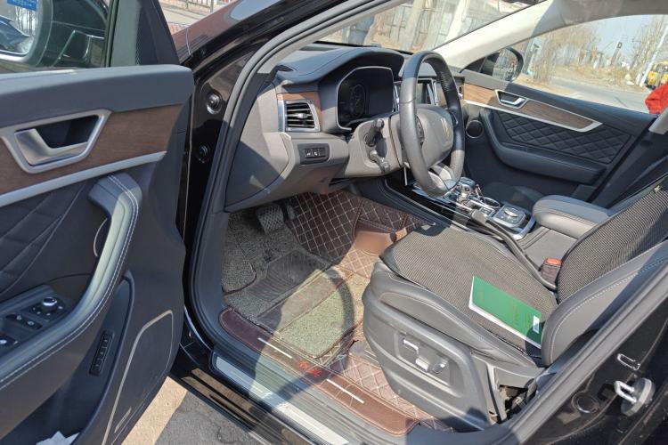 Used Hongqi HS7 2022 2.0T DCT Two-Wheel Drive Smart Connect Flagship Edition 7 Seats Driver Seat