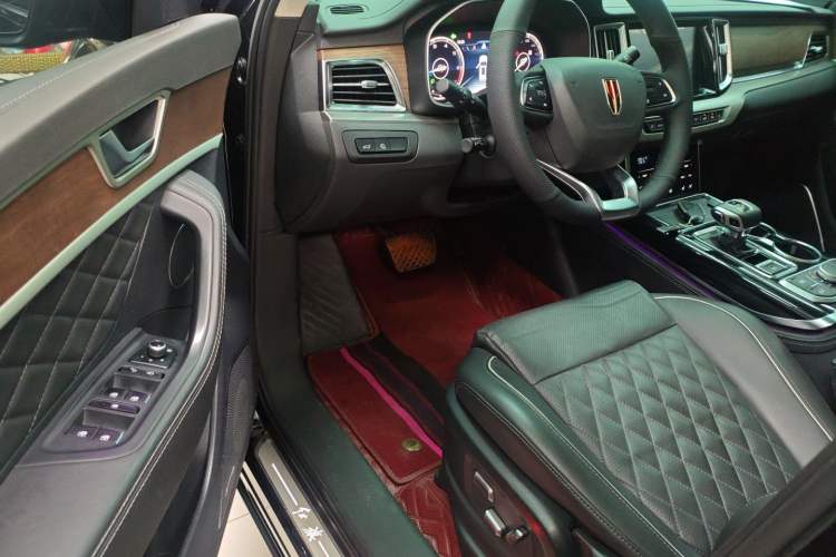 Used Hongqi HS7 2022 3.0T Automatic All-Wheel Drive ZhiLian QiChang Edition 5 Seats Driver Seat