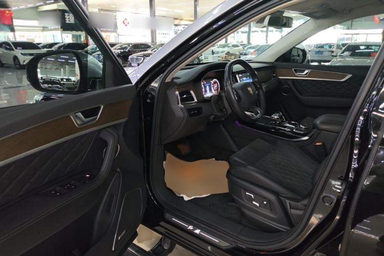 Used Hongqi HS7 2022 2.0T DCT Two-Wheel Drive Smart Connect Flagship Edition Five Seats Driver Seat