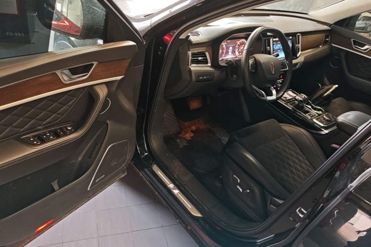 Used Hongqi HS7 2022 3.0T Automatic All-Wheel Drive ZhiLian Flagship Edition Five Seats Driver Seat