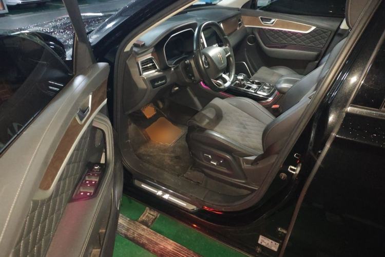 Used Hongqi HS7 2022 2.0T DCT Two-Wheel Drive Smart Connect Flagship Edition Five Seats Driver Seat