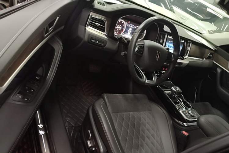 Used Hongqi HS7 2022 3.0T Automatic All-Wheel Drive Smart Connect Flagship Edition 7 Seats Driver Seat