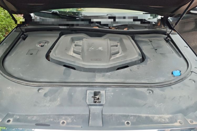 Used Hongqi HS7 2022 2.0T DCT Two-Wheel Drive Smart Connect Flagship Edition 7 Seats Engine Bay