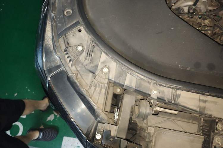 Used Hongqi HS7 2022 2.0T DCT Two-Wheel Drive Smart Connect Flagship Edition Five Seats Engine Bay Right