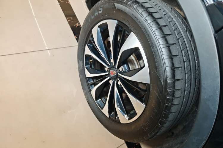 Used Hongqi HS7 2022 2.0T DCT Two-Wheel Drive Smart Connect Flagship Edition Seven Seats Exterior 1