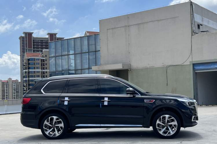 Used Hongqi HS7 2022 2.0T DCT Two-Wheel Drive Smart Connect Flagship Edition Five Seats Exterior 3