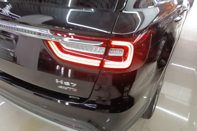 Used Hongqi HS7 2022 2.0T DCT Two-Wheel Drive Smart Connect Flagship Edition 7 Seats Exterior 3