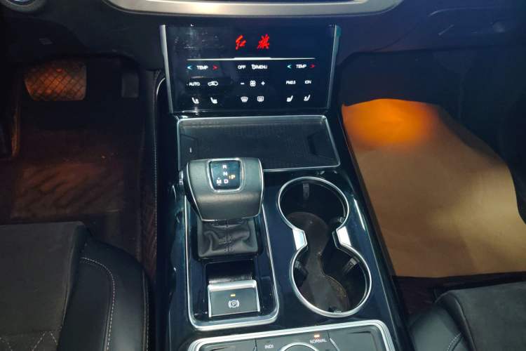 Used Hongqi HS7 2022 3.0T Automatic All-Wheel Drive ZhiLian Flagship Edition Five Seats Gear Lever