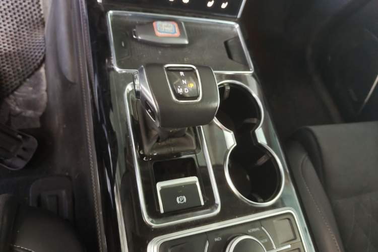 Used Hongqi HS7 2022 3.0T Automatic All-Wheel Drive ZhiLian Flagship Edition Five Seats Gear Lever