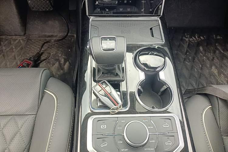 Used Hongqi HS7 2022 3.0T Automatic All-Wheel Drive Smart Connect Flagship Edition 7 Seats Gear Lever