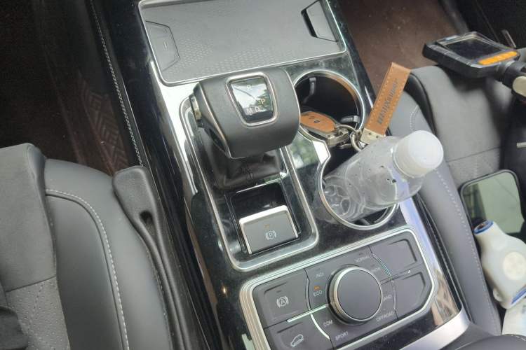 Used Hongqi HS7 2022 3.0T Automatic All-Wheel Drive Smart Connect Flagship Edition 7 Seats Gear Lever