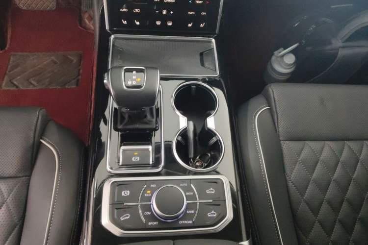 Used Hongqi HS7 2022 3.0T Automatic All-Wheel Drive Smart Connect Flagship Edition 7 Seats Gear Lever