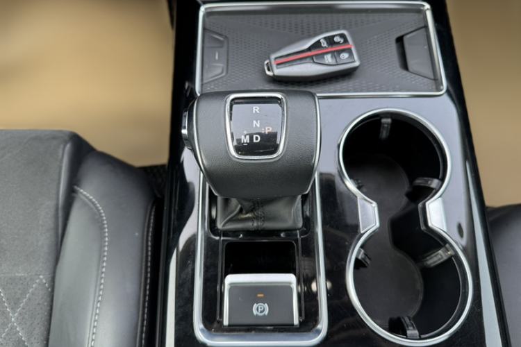 Used Hongqi HS7 2022 3.0T Automatic All-Wheel Drive ZhiLian Flagship Edition Five Seats Gear Lever
