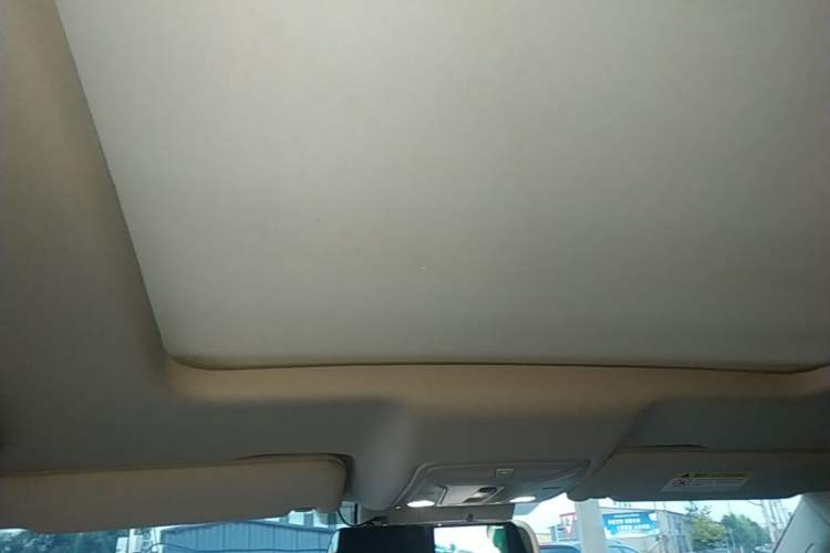 Used Hongqi HS7 2022 2.0T DCT Two-Wheel Drive Smart Connect Flagship Edition Seven Seats Headliner