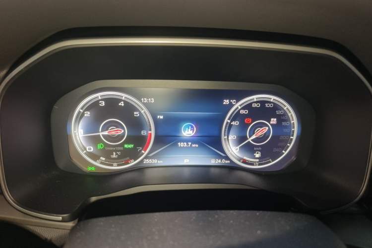 Used Hongqi HS7 2022 2.0T DCT Two-Wheel Drive Smart Connect Flagship Edition Five Seats Instrument Cluster