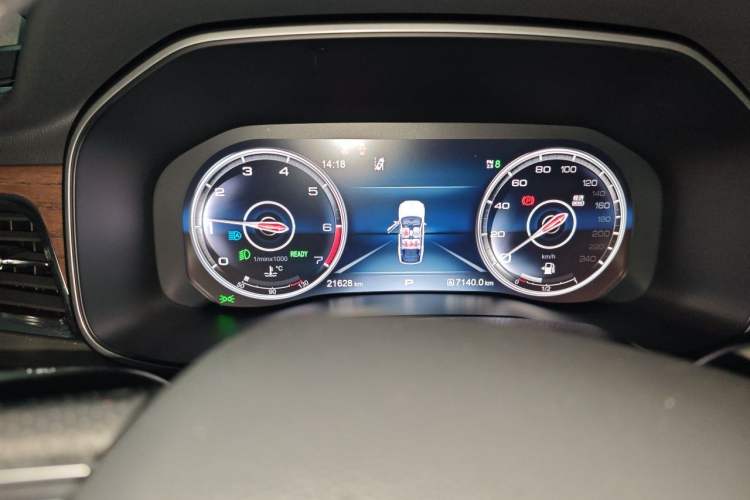 Used Hongqi HS7 2022 2.0T DCT Two-Wheel Drive Smart Connect Flagship Edition Five Seats Instrument Cluster