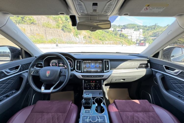 Used Hongqi HS7 2022 2.0T DCT Two-Wheel Drive Smart Connect Flagship Edition Seven Seats Interior 1