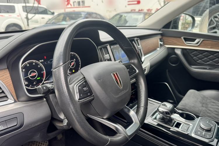 Used Hongqi HS7 2022 2.0T DCT Two-Wheel Drive Smart Connect Flagship Edition Seven Seats Interior 4