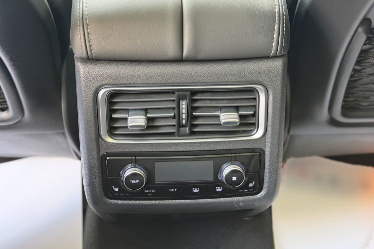 Used Hongqi HS7 2022 3.0T Automatic All-Wheel Drive ZhiLian Flagship Edition Five Seats Interior 4