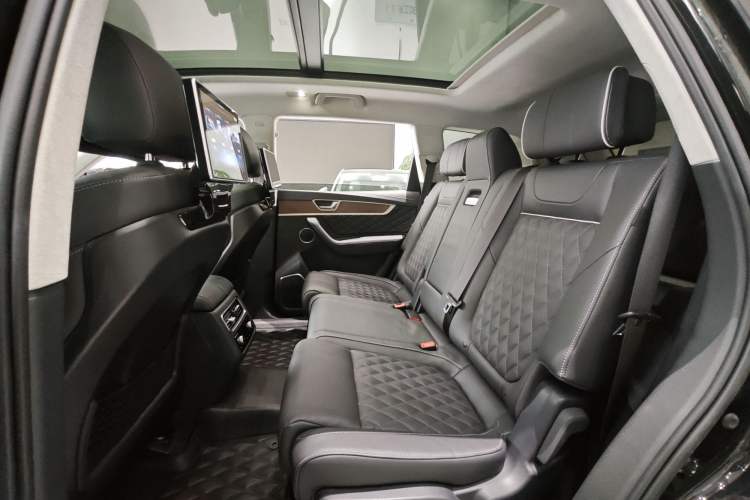 Used Hongqi HS7 2022 3.0T Automatic All-Wheel Drive Smart Connect Flagship Edition 7 Seats Interior 5
