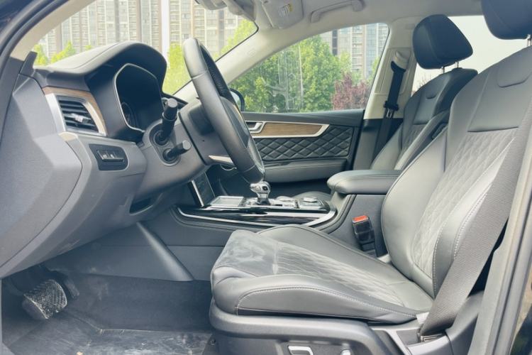 Used Hongqi HS7 2022 3.0T Automatic All-Wheel Drive ZhiLian Flagship Edition Five Seats Interior 6
