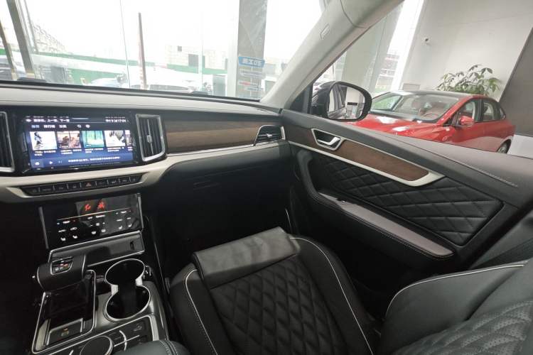 Used Hongqi HS7 2022 3.0T Automatic All-Wheel Drive Smart Connect Flagship Edition 7 Seats Interior 8