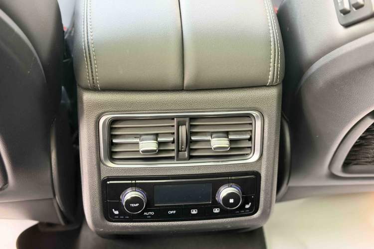 Used Hongqi HS7 2022 3.0T Automatic All-Wheel Drive ZhiLian Flagship Edition Five Seats Interior 8