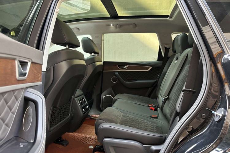 Used Hongqi HS7 2022 3.0T Automatic All-Wheel Drive Smart Connect Flagship Edition 7 Seats Interior 8