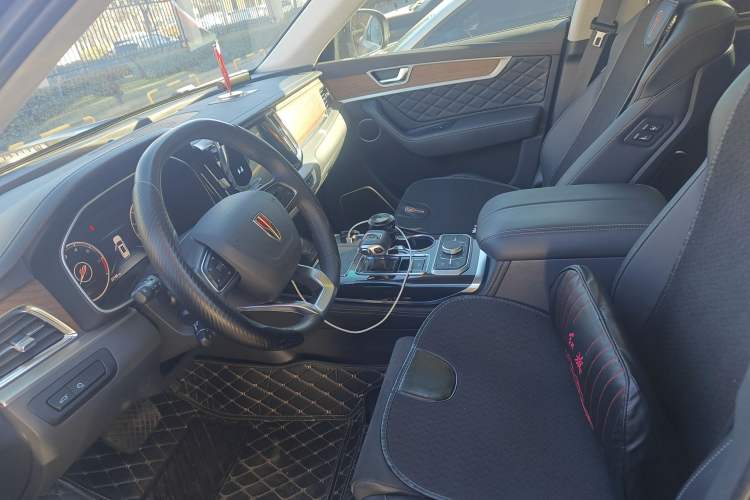 Used Hongqi HS7 2022 2.0T DCT Two-Wheel Drive Smart Connect Flagship Edition Five Seats Left Front Seat